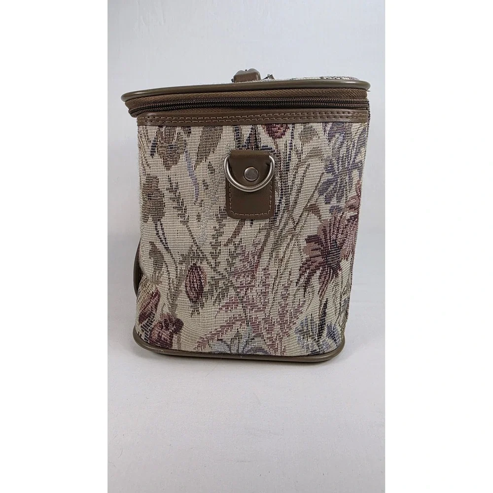 Jordache Train Case Womens Brown Floral Tapestry Makeup Vanity Bag Handle VTG